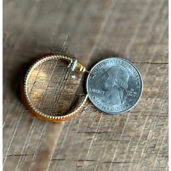 Hand-Painted Boho Earrings Multicolor Artisan Style - Picture 4 of 4